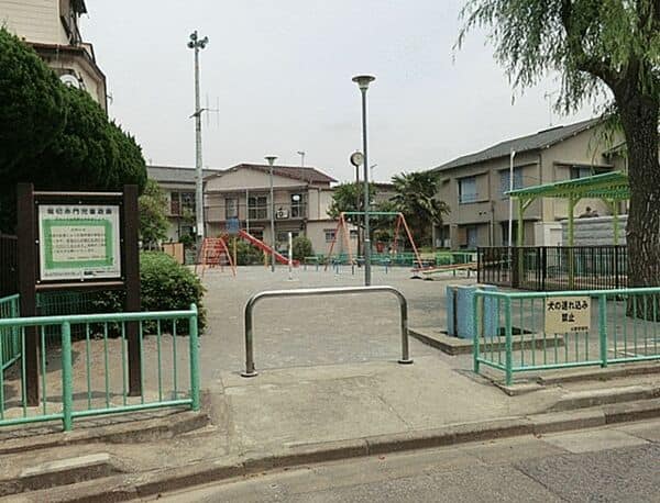 堀切赤門児童遊園まで約67m