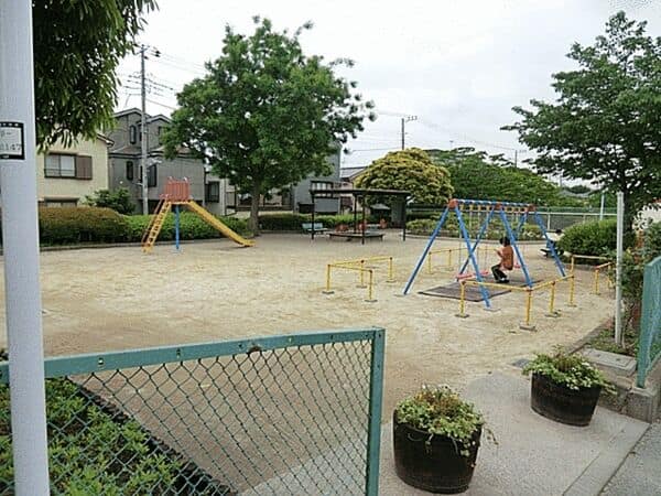 新川口児童遊園まで約59m