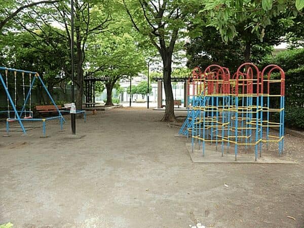 江戸川五丁目公園まで約173m