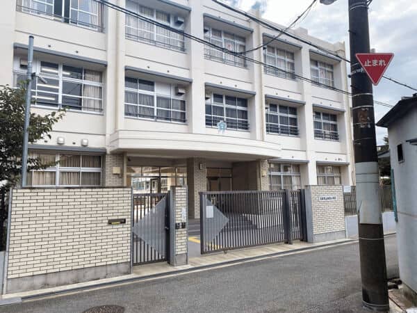 大阪市立神津小学校