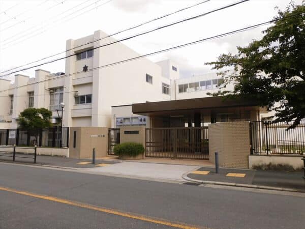 大阪市立井高野小学校