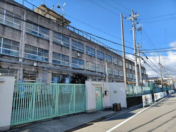東大阪市立鴻池東小学校