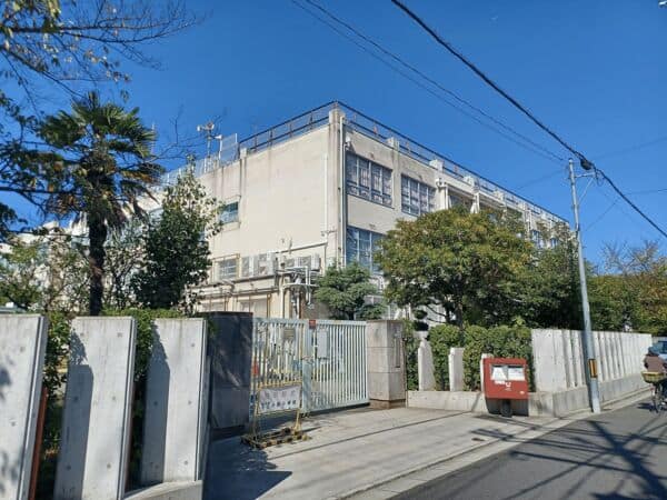 東大阪市立小阪小学校