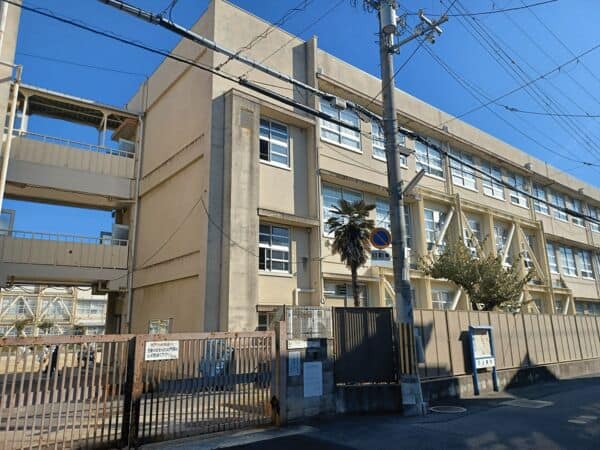 東大阪市立長瀬東小学校