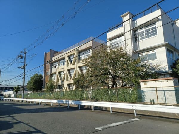 東大阪市立長瀬南小学校
