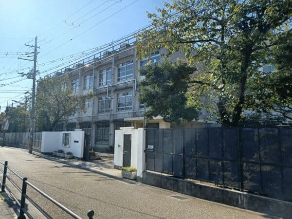 東大阪市立金岡中学校