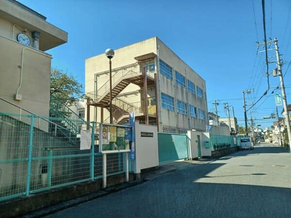 東大阪市立上小阪中学校