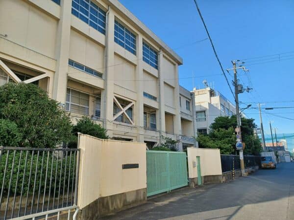 東大阪市立柏田中学校