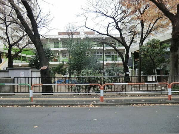 豊島区立南大塚保育園まで約779m