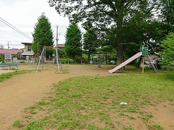東公園まで約481m