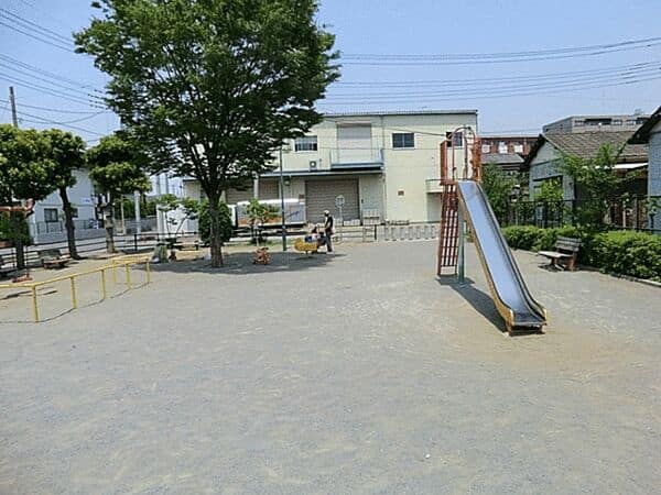 内谷４丁目公園まで約880m