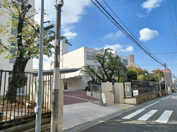 大阪市立丸山小学校