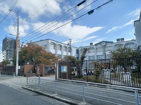 大阪市立文の里中学校