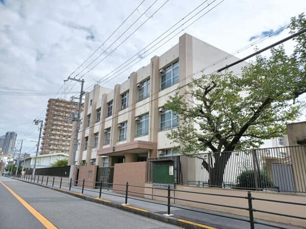 大阪市立三先小学校