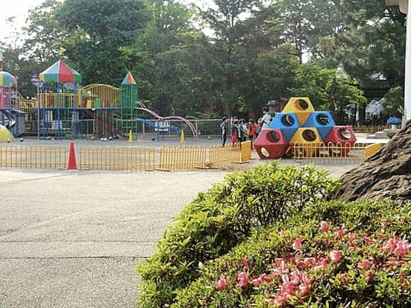 城郷幼稚園まで約266m
