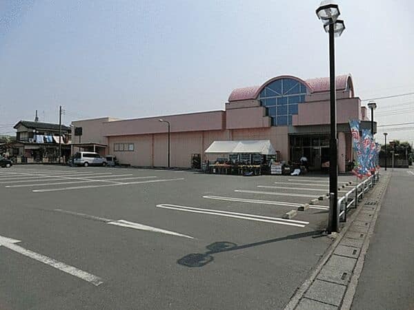 マルヤ岩槻店まで約647m