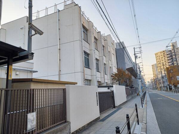 大阪市立苗代小学校