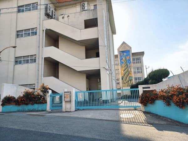 豊中市立第十一中学校