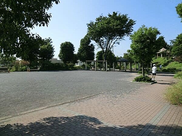 楽老南公園まで約1399m