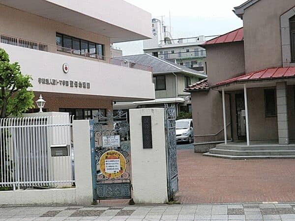 聖母幼稚園まで約514m