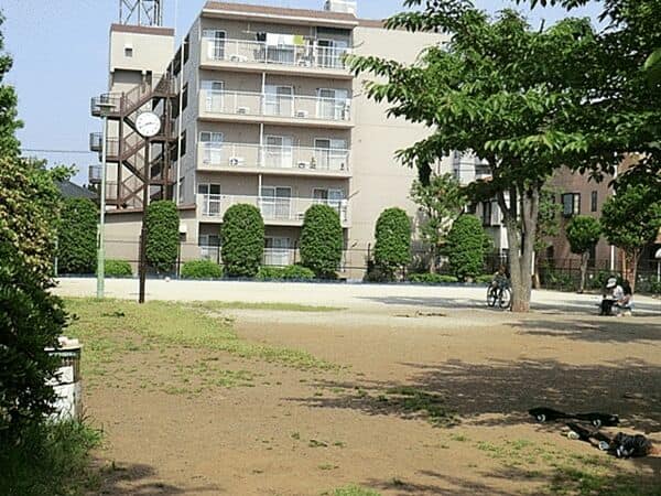 青三公園まで約620m