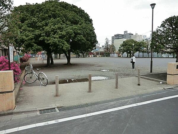 中央1号公園まで約1381m