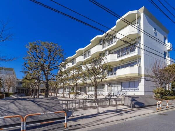 足立区立入谷南中学校