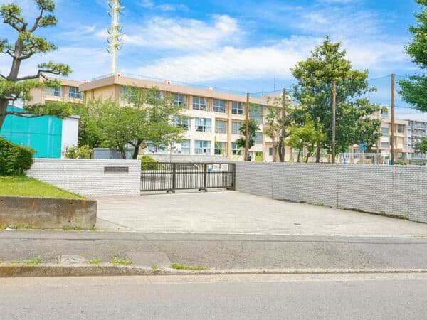 藤沢市立大庭小学校