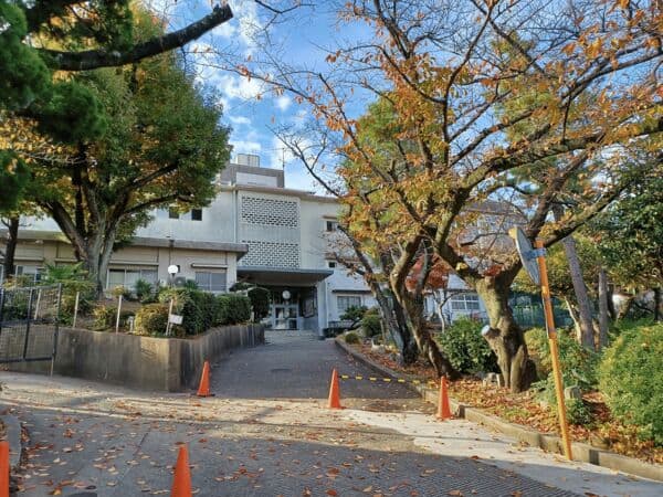 豊中市立上野小学校