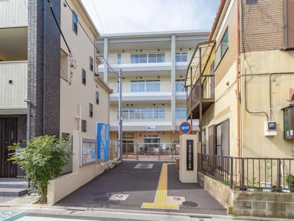 足立区立関原小学校