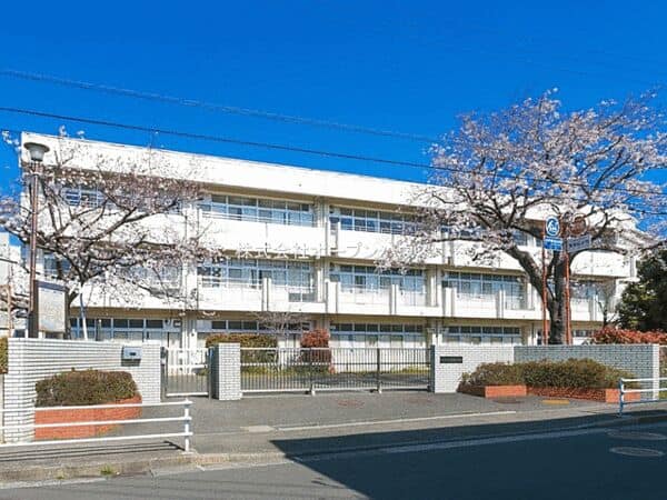 横浜市立いぶき野小学校
