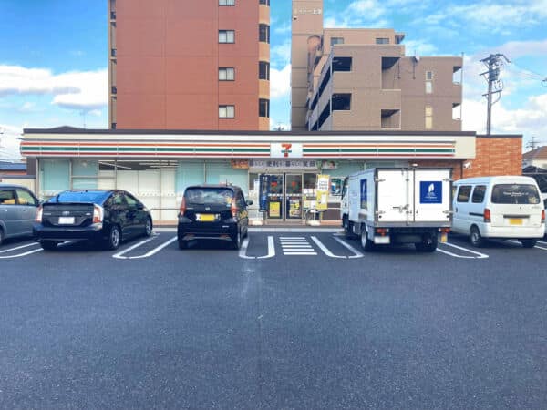 セブンイレブン春日井上条店まで約922m