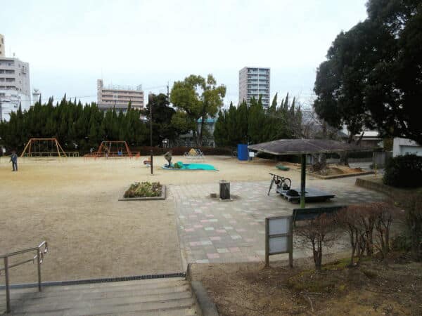 西一社第三公園まで約703m