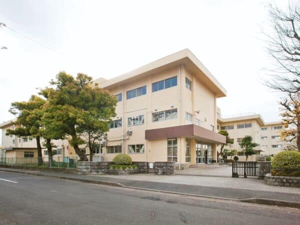 相模原市立上鶴間中学校