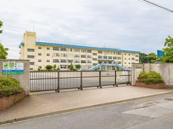 市川市立下貝塚中学校