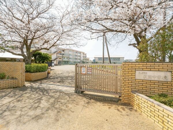 茅ヶ崎市立萩園中学校