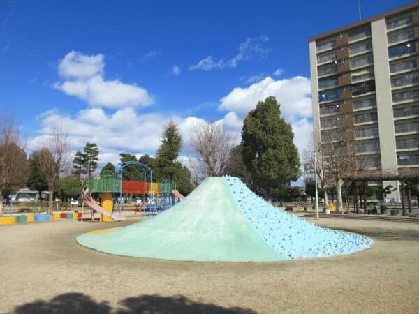 富士山公園まで約389m