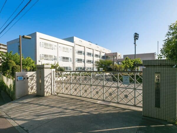 川崎市立柿生中学校