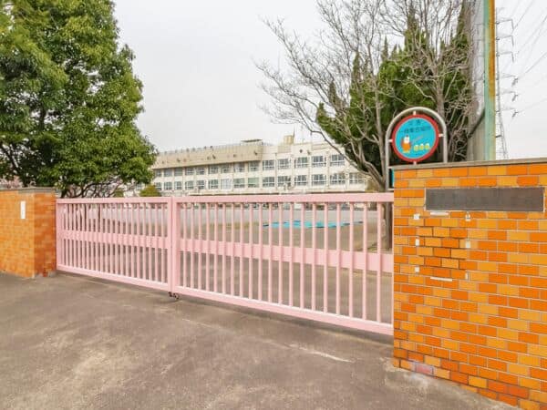 足立区立皿沼小学校