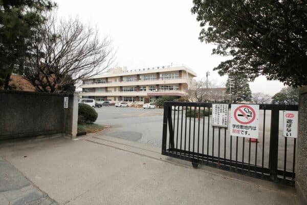 太田市立毛里田小学校