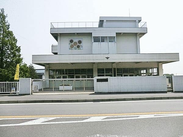 座間市立立野台小学校