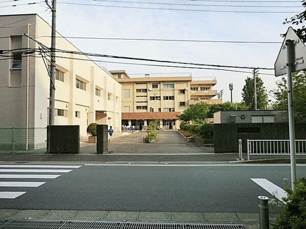 座間市立相模中学校