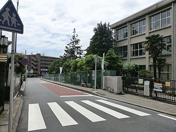 海老名市立柏ケ谷小学校