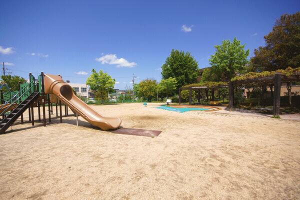 旭出公園まで約322m