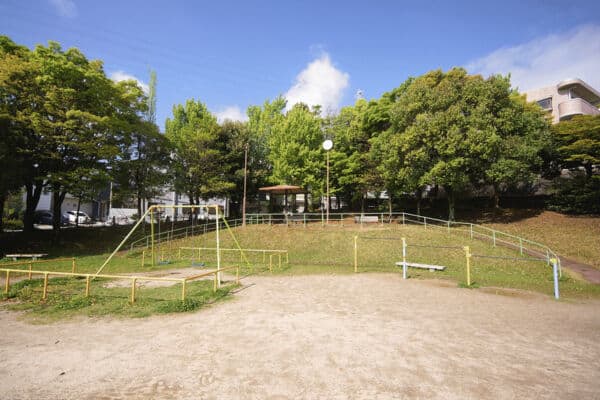 鴻ノ巣公園まで約1290m