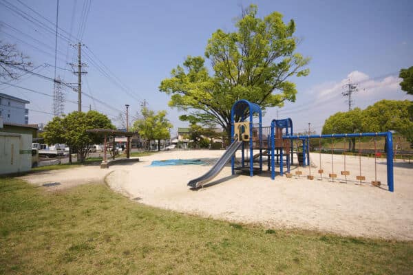 星宮公園まで約609m