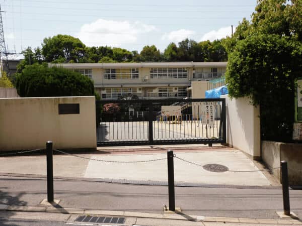 吹田市立佐竹台小学校