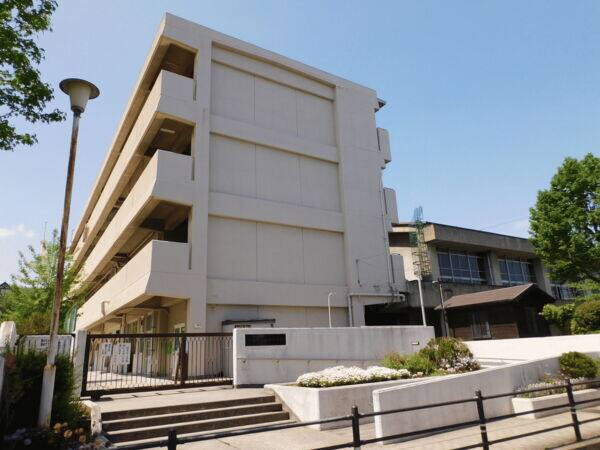 吹田市立山手小学校