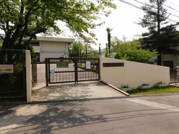 吹田市立青山台中学校