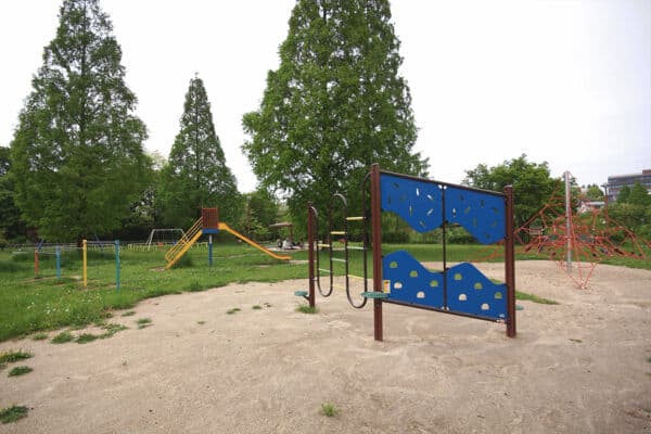 戸笠公園まで約380m